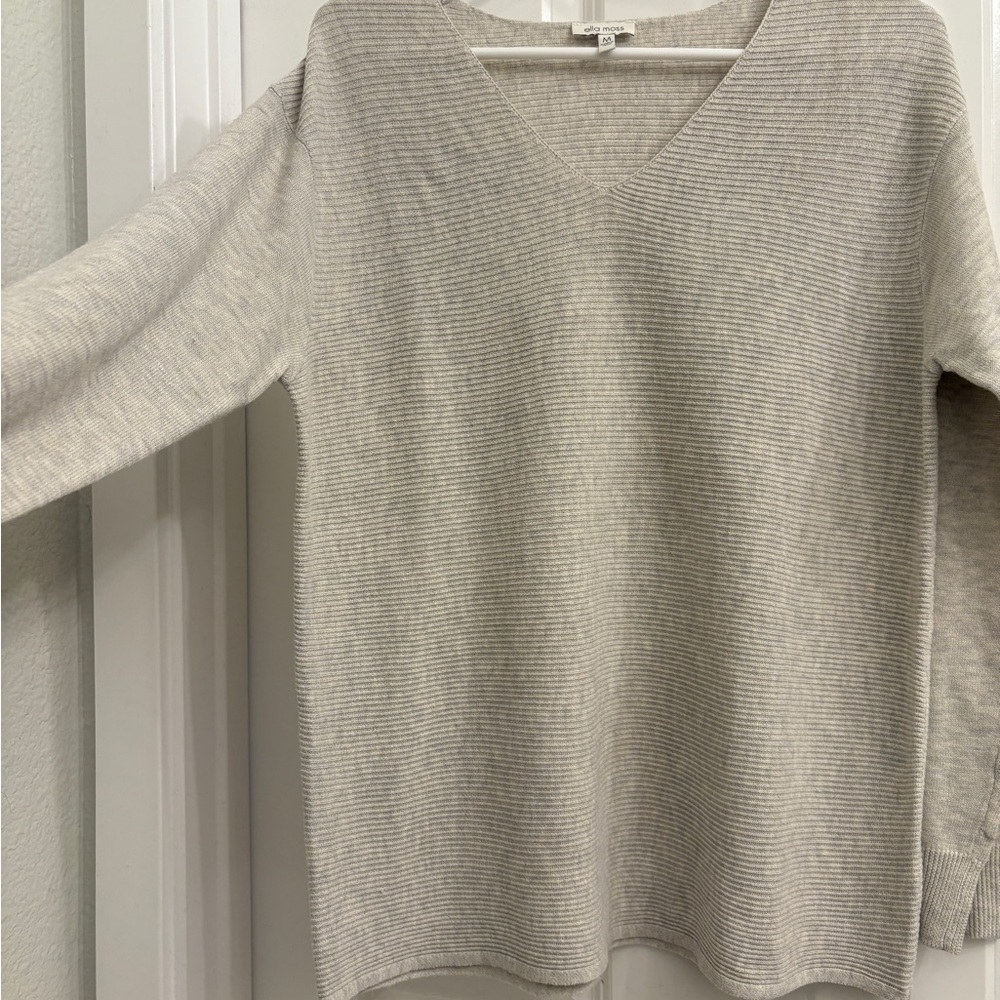 Ella Moss V Neck Sweater - Beige, Medium